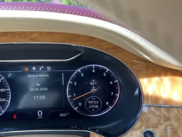 2019 Bentley Continental GT III, красный, 18500000 рублей - вид 6