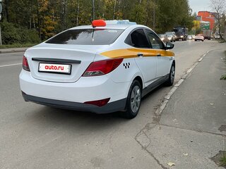 2016 Hyundai Solaris I Рестайлинг, белый, 460000 рублей, вид 2