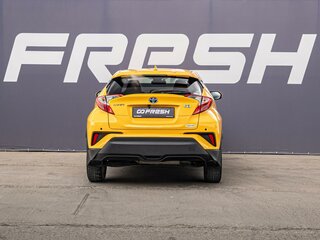 2018 Toyota C-HR I, жёлтый, 2069000 рублей, вид 4