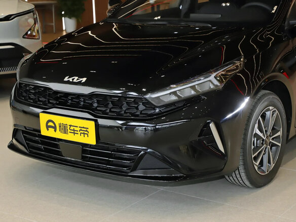 2025 Kia K3 II (China Market) Рестайлинг, чёрный, 1850000 рублей - вид 16