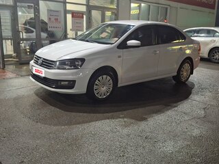 2018 Volkswagen Polo V Рестайлинг, белый, 1200000 рублей, вид 1