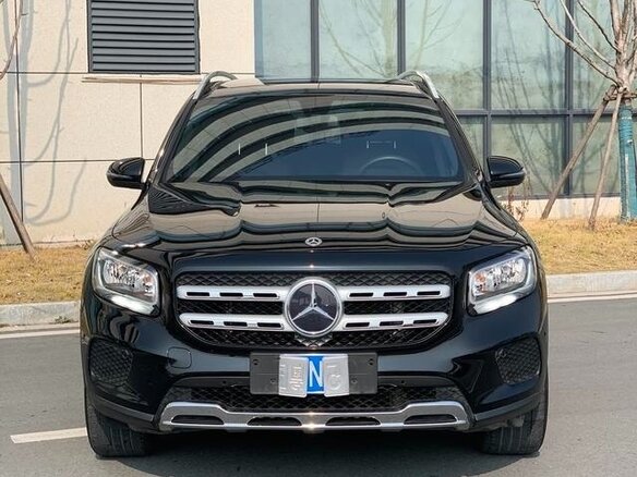 2020 Mercedes-Benz GLB 180 I (X247), чёрный, 2350000 рублей - вид 1