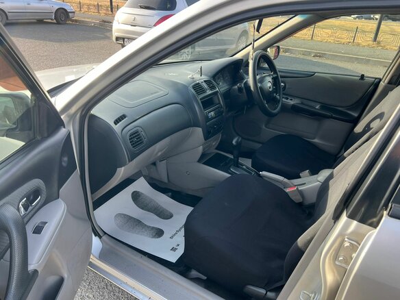 2001 Mazda Familia S-Familia S-Wagon VIII (BJ), серый, 299999 рублей - вид 10