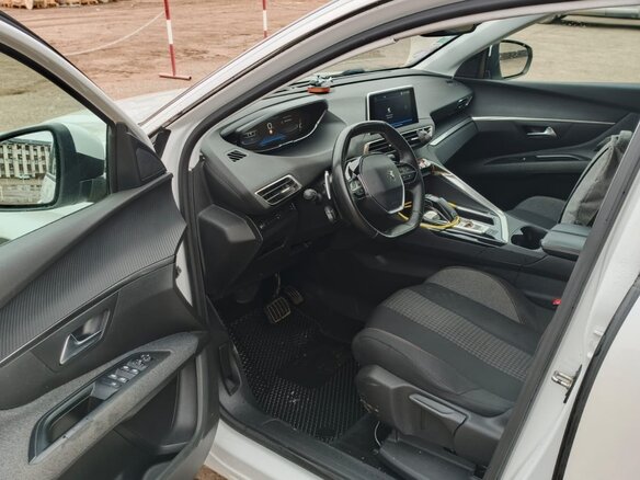 2019 Peugeot 5008 8-speed II, белый, 1750000 рублей - вид 15