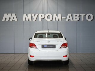 2016 Hyundai Solaris I Рестайлинг, белый, 970000 рублей, вид 4
