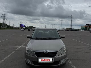 2014 Skoda Fabia II Рестайлинг, бежевый, 480000 рублей, вид 2