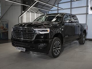 2026 Ram 1500 Crew Cab eTorque V Рестайлинг, чёрный, 12590158 рублей, вид 3