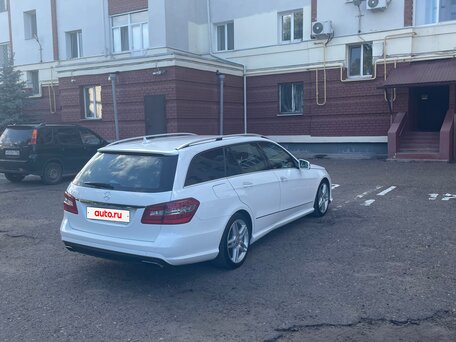2013 Mercedes-Benz E-Класс 250 7G-Tronic IV (W212, S212, C207), белый, 1410000 рублей, вид 5