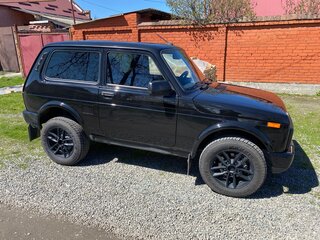 2023 Lada (ВАЗ) Niva Legend I, чёрный, 819000 рублей, вид 3