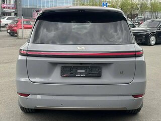 2025 Li Auto (Lixiang) L9 52.3 kWh I Рестайлинг, серый, 8800000 рублей, вид 5