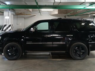 2013 Chevrolet Tahoe 6AT III, чёрный, 2600000 рублей, вид 5