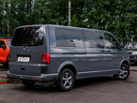 2013 Volkswagen Caravelle T5 Рестайлинг, серый, 1906000 рублей, вид 2