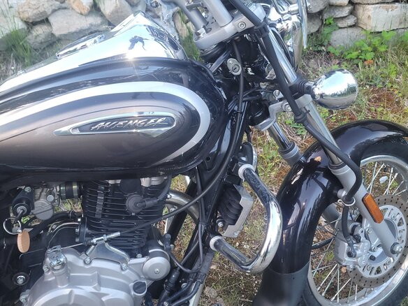2020 Bajaj Avenger, чёрный, 190000 рублей - вид 2
