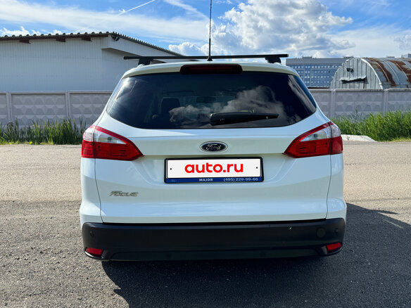 2013 Ford Focus III, белый, 1450000 рублей - вид 5