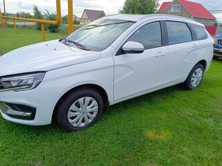 2024 Lada (ВАЗ) Vesta SW I Рестайлинг (NG), белый, 1850000 рублей, вид 1