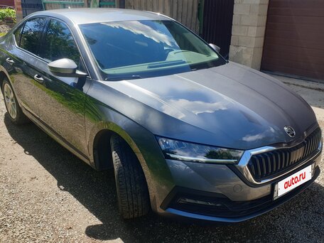 2021 Skoda Octavia IV (A8), серый, 2208000 рублей, вид 3