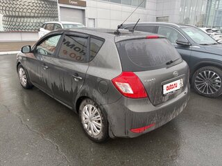 2011 Kia Ceed I Рестайлинг, серебристый, 615000 рублей, вид 2