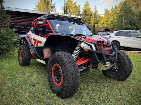 2020 BRP Can-Am Maverick X RC Turbo RR, красный, 3400000 рублей, вид 2