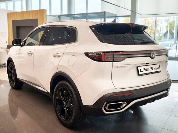 2026 Changan UNI-S I Рестайлинг, белый, 3249900 рублей - вид 6