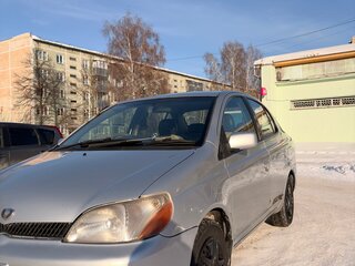 2002 Toyota Platz, серебристый, 370000 рублей, вид 1