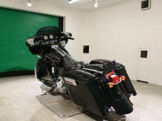 2007 Harley-Davidson Street Glide, чёрный, 523000 рублей, вид 5
