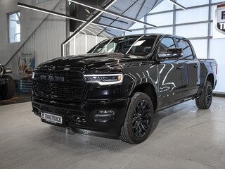 2026 Ram 1500 Crew Cab V Рестайлинг, чёрный, 10082481 рублей, вид 3