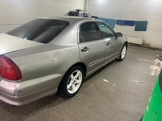 1998 Mitsubishi Diamante II, серый, 360000 рублей, вид 4