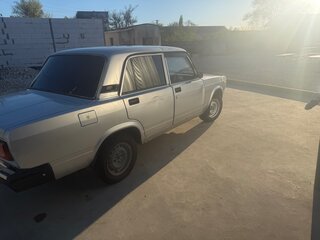 2010 Lada (ВАЗ) 2105, серебристый, 140000 рублей, вид 3
