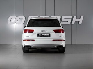 2016 Audi Q7 II (4M), белый, 4250000 рублей, вид 4
