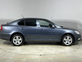 2012 Skoda Octavia II (A5) Рестайлинг, серый, 900000 рублей, вид 5