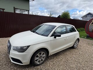 2012 Audi A1 I (8X), белый, 550000 рублей, вид 2