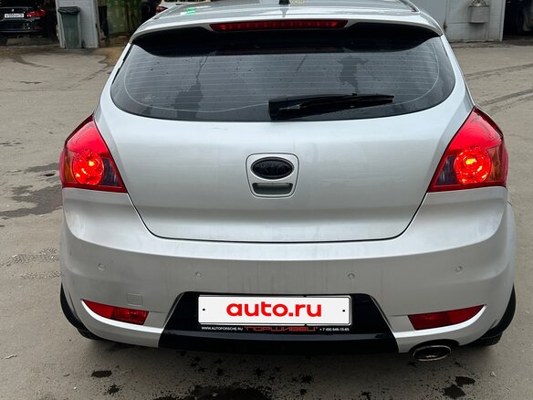 2011 Kia Ceed I Рестайлинг, серебристый, 525000 рублей - вид 2