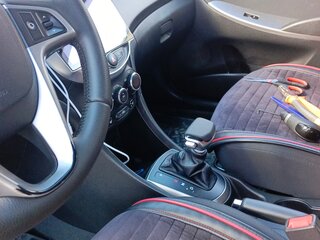 2014 Hyundai Solaris I Рестайлинг, серебристый, 1210000 рублей, вид 3