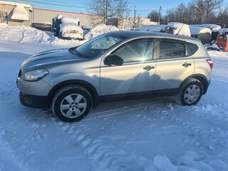 2011 Nissan Qashqai I Рестайлинг, серебристый, 750000 рублей, вид 5
