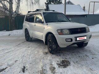2001 Mitsubishi Montero III, белый, 670000 рублей, вид 3