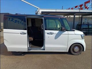 2023 Honda N-BOX II Рестайлинг, белый, 905000 рублей, вид 3