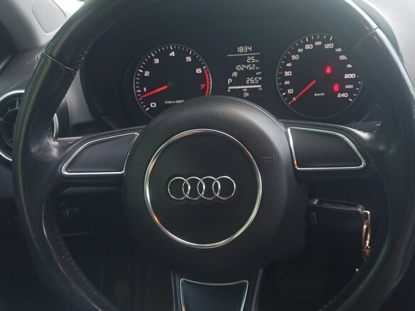 2014 Audi A1 I (8X), синий, 1390000 рублей - вид 10