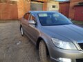 2012 Skoda Octavia II (A5) Рестайлинг, бежевый, 1000000 рублей