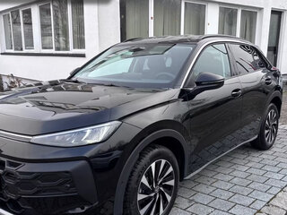 2026 Volkswagen T-Roc II, чёрный, 3760252 рублей, вид 1