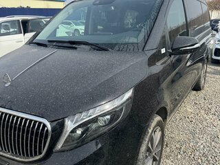2022 Mercedes-Benz V-Класс Long 260 длинный III (W447) Рестайлинг, чёрный, 7200000 рублей, вид 3
