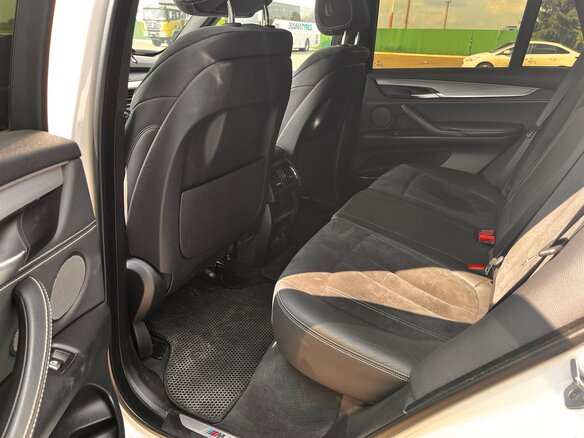 2018 BMW X5 30d III (F15), белый, 5000000 рублей - вид 23