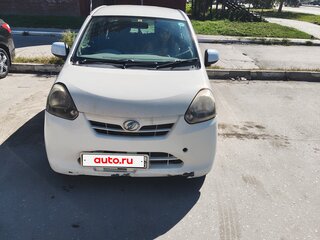 2013 Daihatsu Mira e:S I, белый, 525000 рублей, вид 1