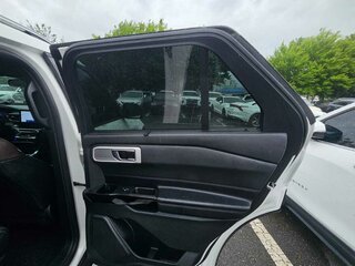 2021 Ford Explorer VI, белый, 5000000 рублей, вид 4