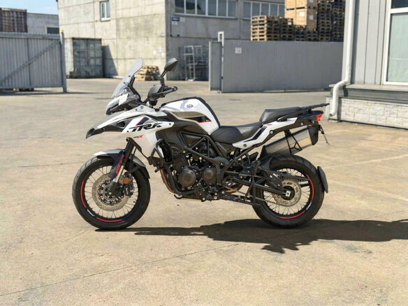 2026 Benelli TRK 502 X, чёрный, 532200 рублей - вид 2