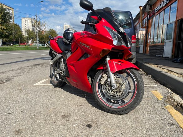 2004 Honda VFR 800, красный, 420000 рублей - вид 7