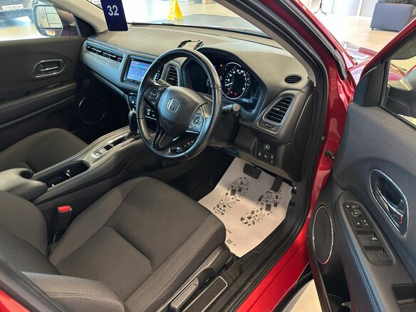 2018 Honda Vezel I Рестайлинг, красный, 1999900 рублей - вид 10