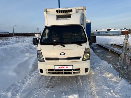 2013 Kia Bongo, белый, 900000 рублей, вид 2