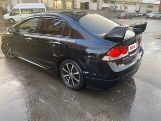 2010 Honda Civic VIII Рестайлинг, чёрный, 1200000 рублей, вид 3