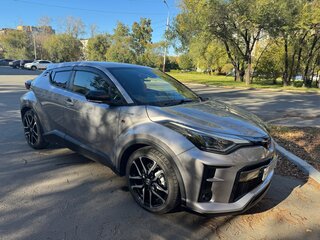 2019 Toyota C-HR I Рестайлинг, серый, 2000000 рублей, вид 3