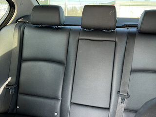 2012 BMW 5 серии 520i VI (F10/F11/F07), чёрный, 1600000 рублей, вид 5